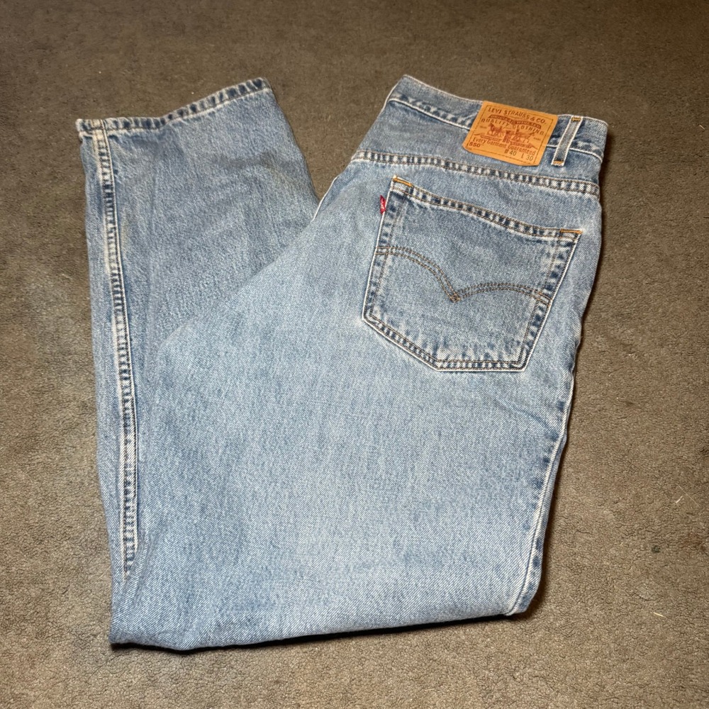 Levis 550 Relaxed Fit Jeans Mens 40x30 Light Wash Blue Denim Tapered Leg